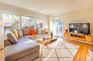 Sunny Single-Story Condo at Meadowcreek in Corte Madera