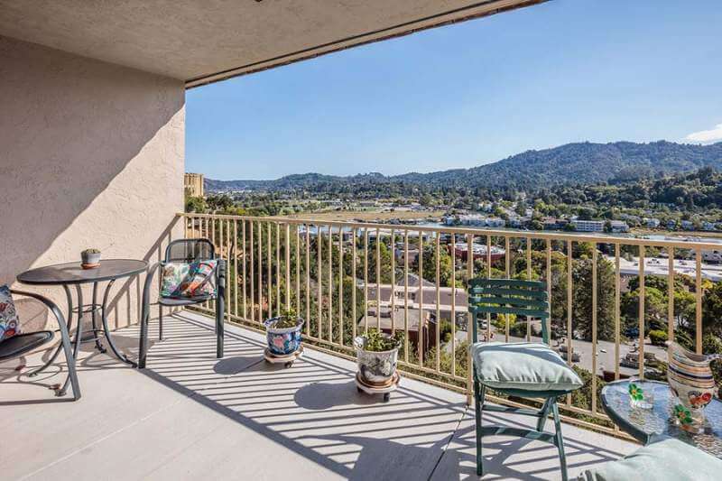 View deck  | 565 Via Casitas #32, Greenbrae, CA
