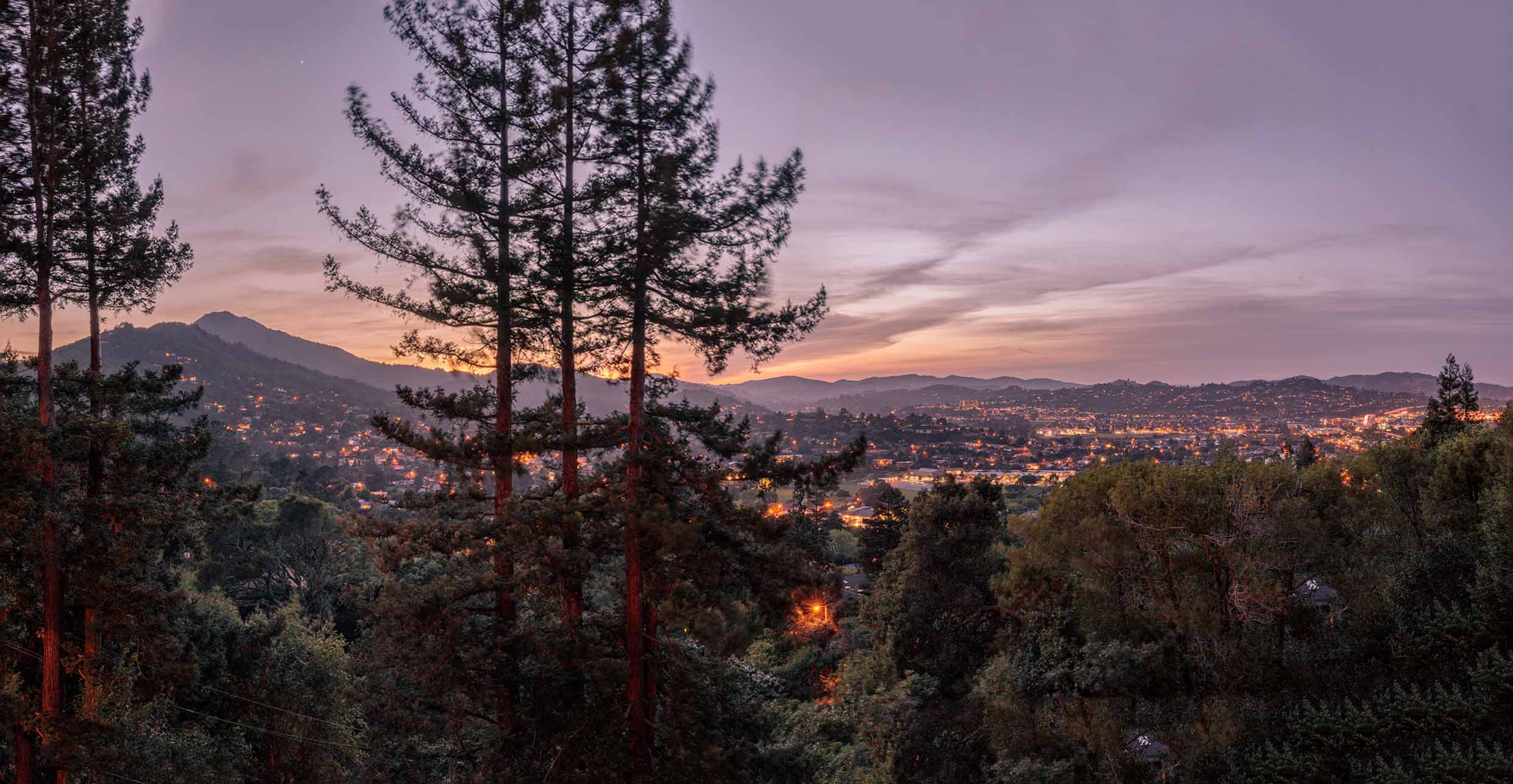 10 Woodhue View Panorama at Twilight